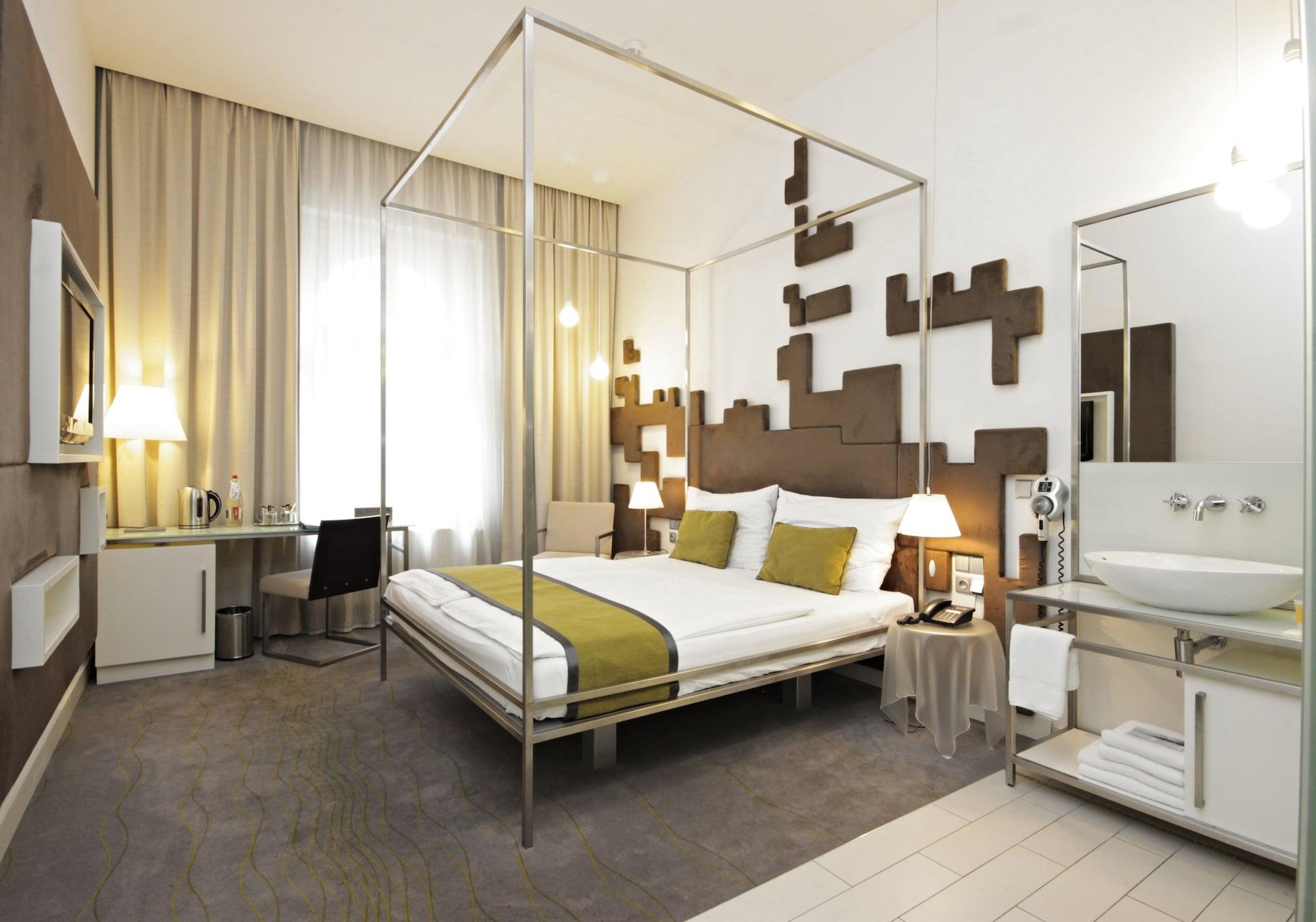 Hotell Pure White