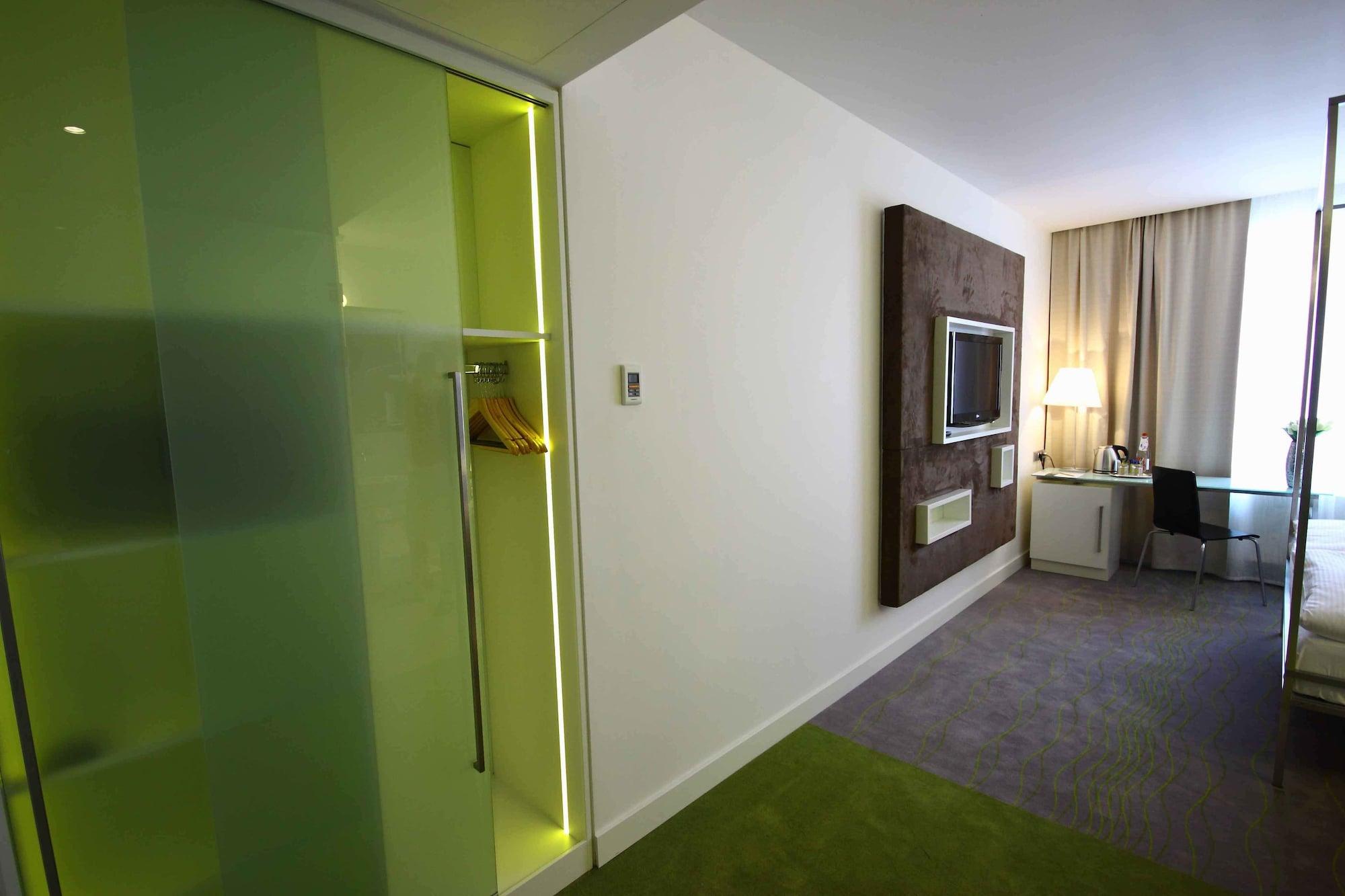 Hotell Pure White Prag