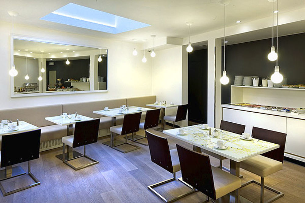 Pure White Hotell Prag
