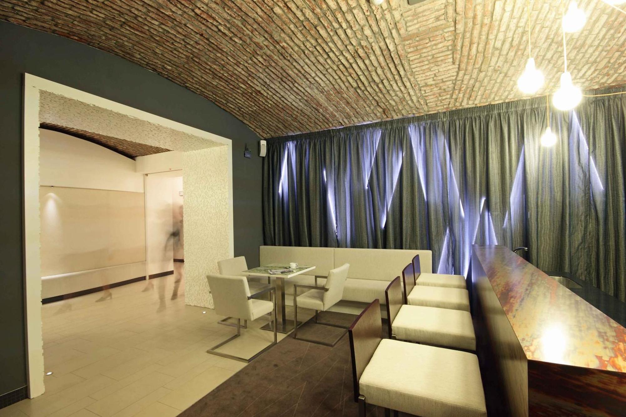 Hotell Pure White