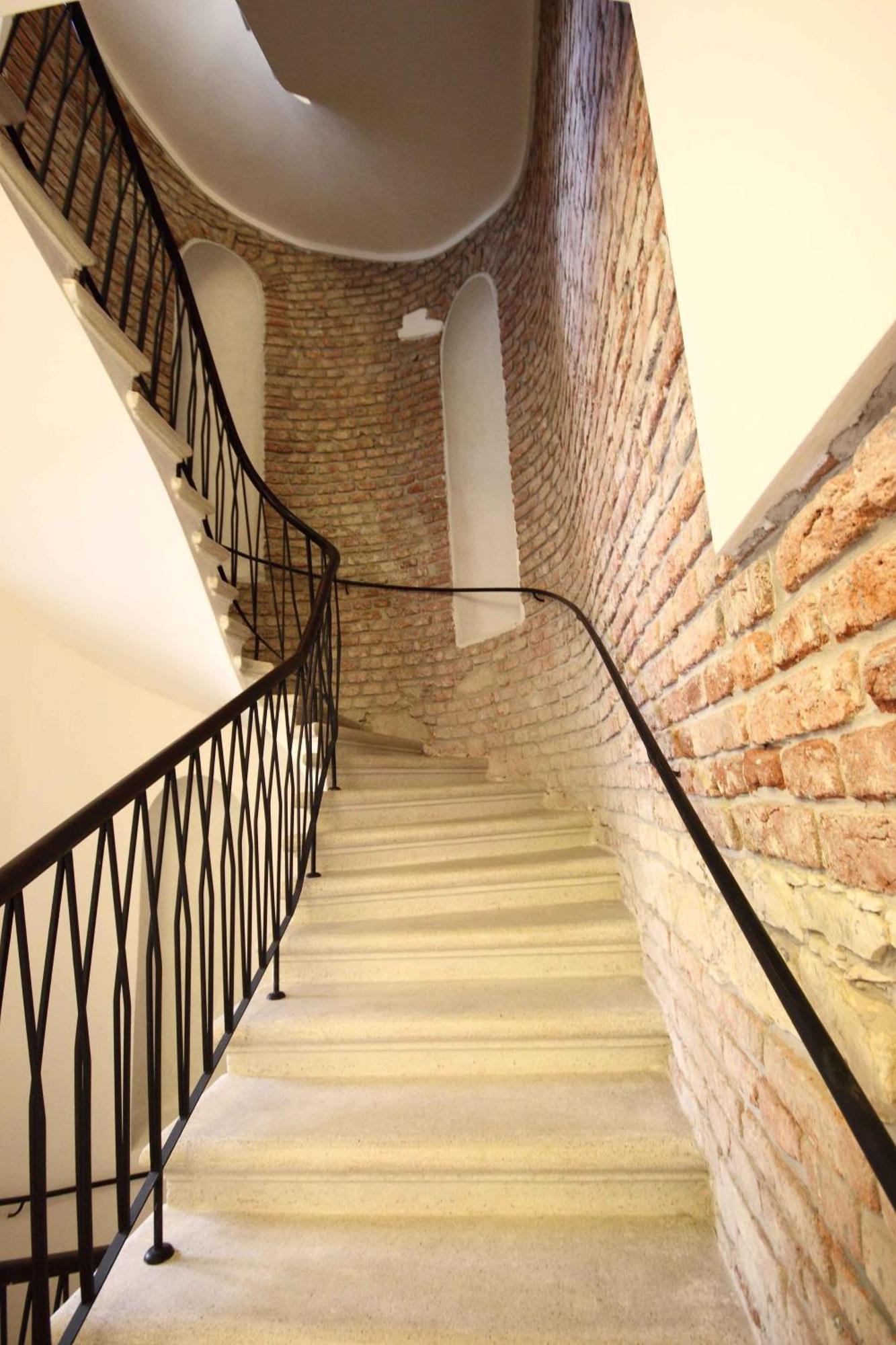Hotell Pure White Prag
